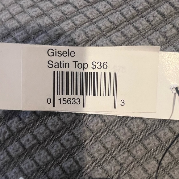 Women Gisele Satin Sleeveless Top - Picture 3 of 3